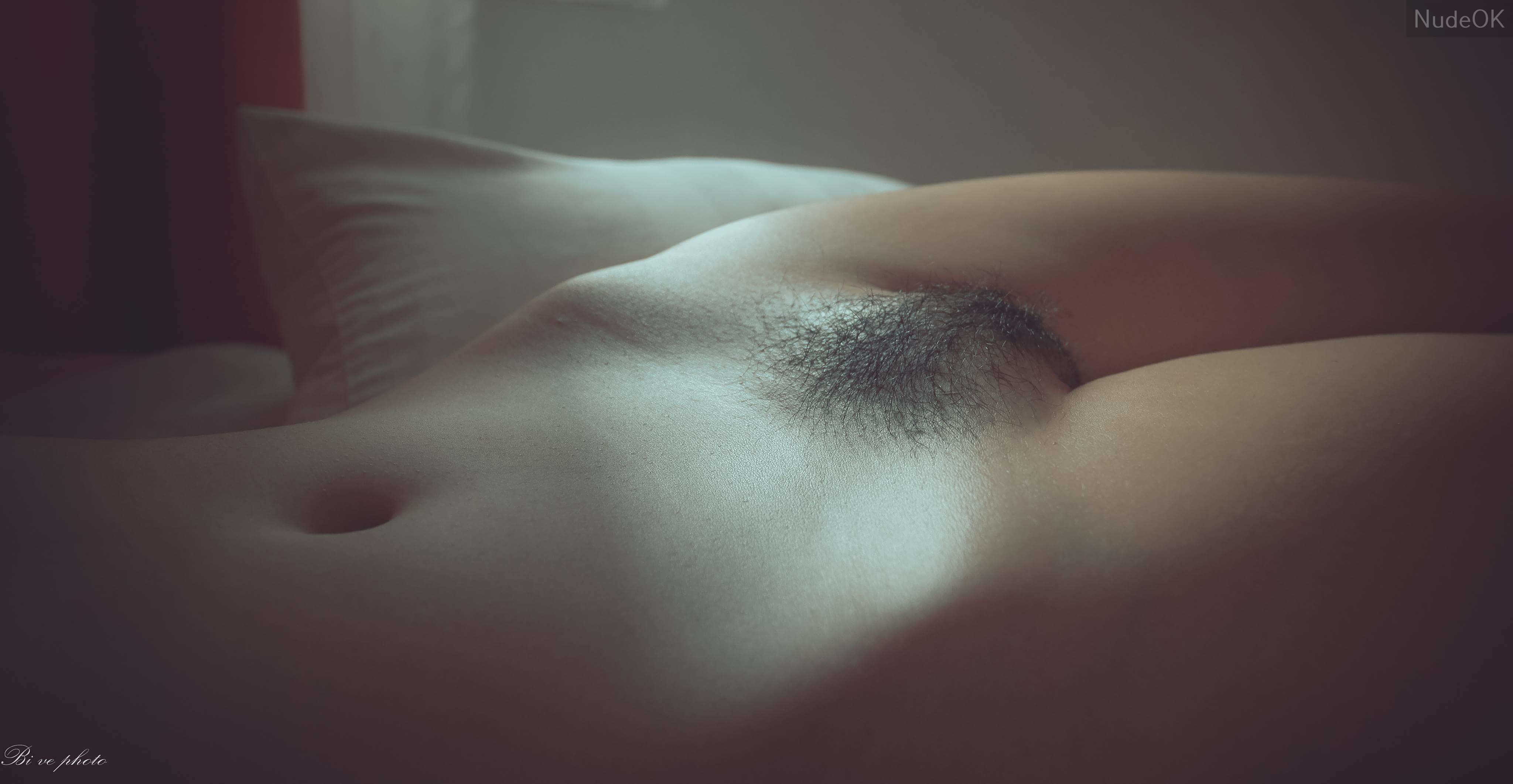 Porn Model in front of camera - Manual masturbation